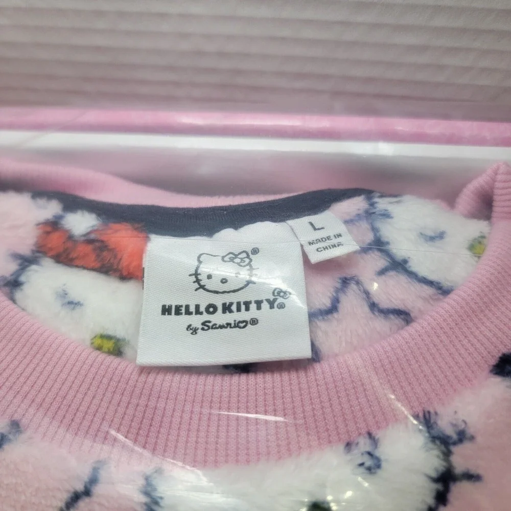 NEW GIFT BOX HELLO KITTY SANRIO WOMEN'S PINK SOFT FLEECE SWEATSHIRT PULLOVER LG - Picture 6 of 8